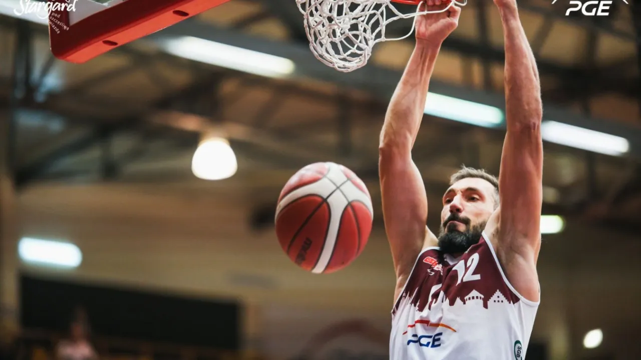 Gramy i pomagamy na święta