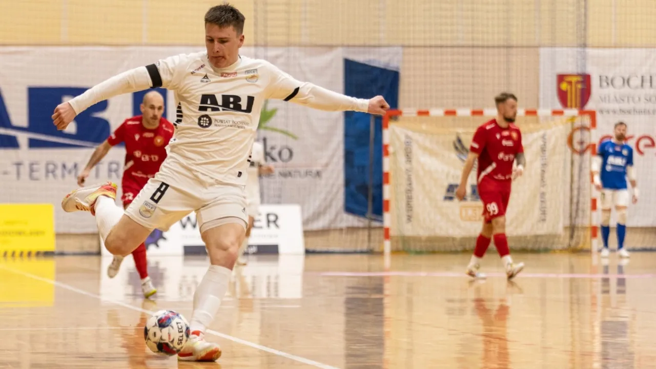 Zapowiedź 7. kolejki BSF ABJ Powiat Bochnia - Widzew Łódź