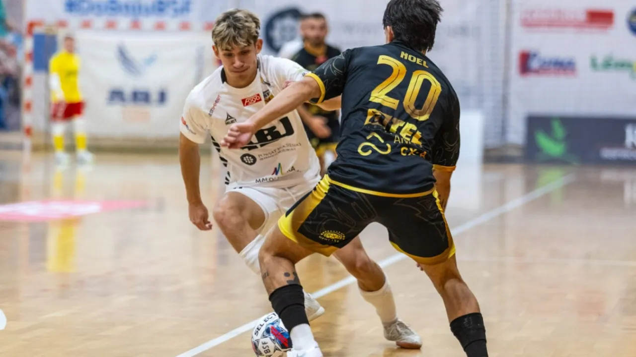 Wyjazdowy „finał” w Komprachcicach. Czas na zaległe starcie z Dremanem