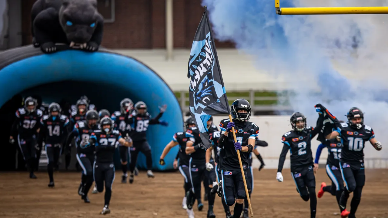 We now know the junior schedule for the 2025 season!