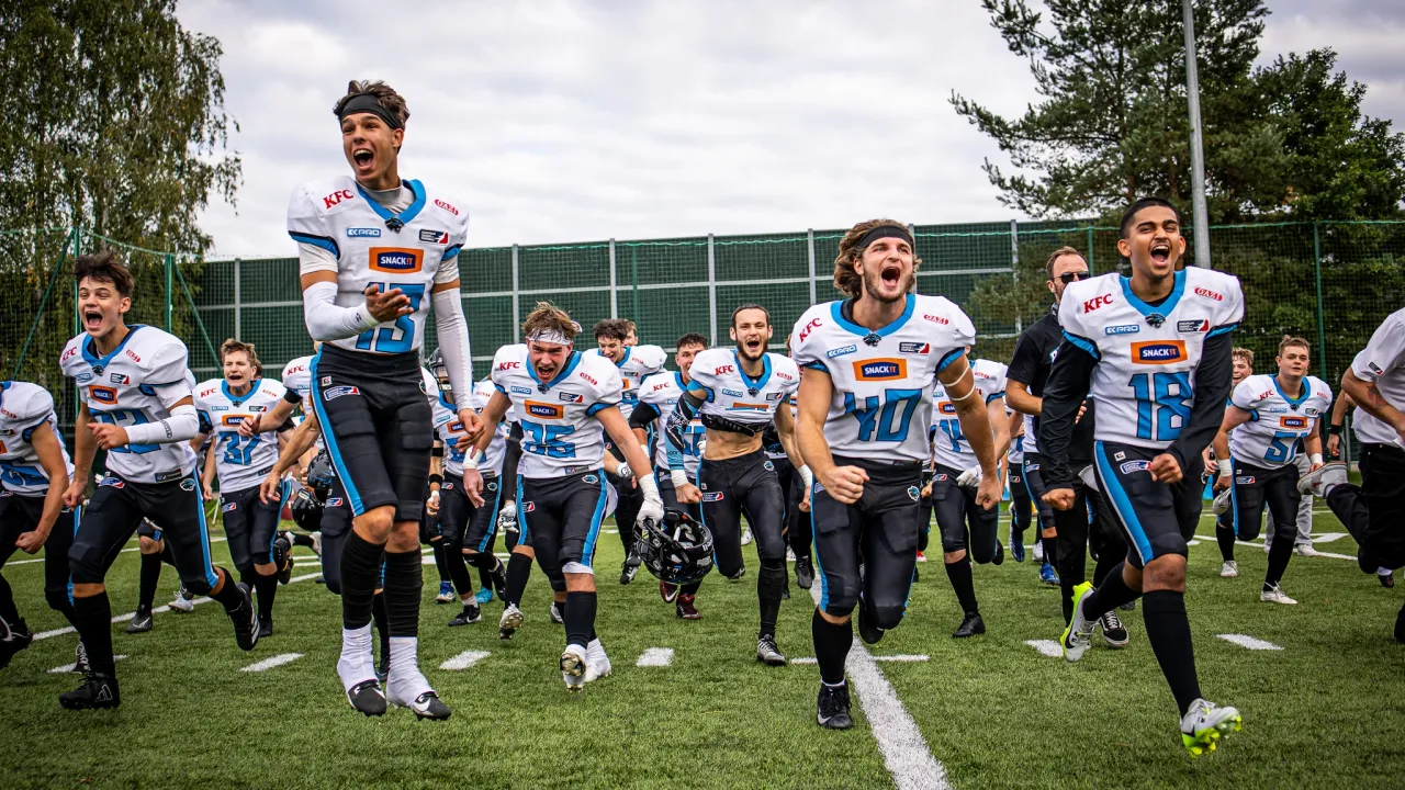 The juniors are returning to the Olympic Stadium.