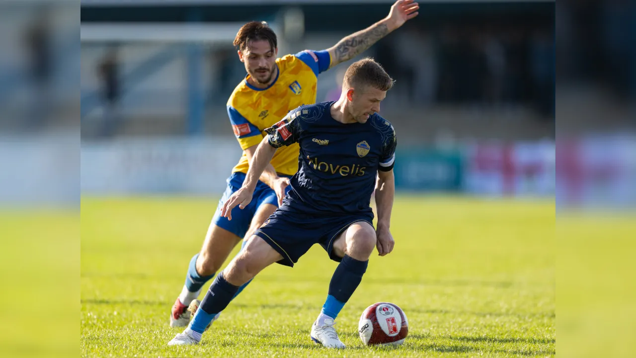 Report: Stocksbridge Park Steels 2-1 Warrington Town