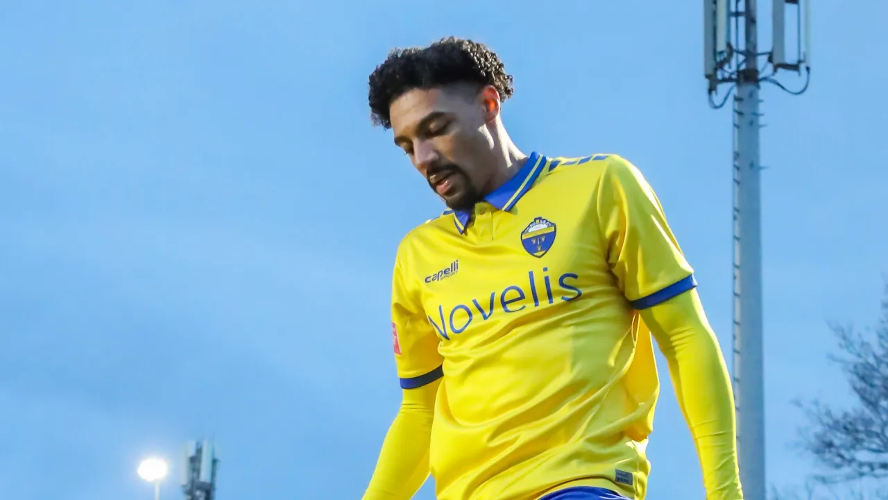 Devarn Green departs