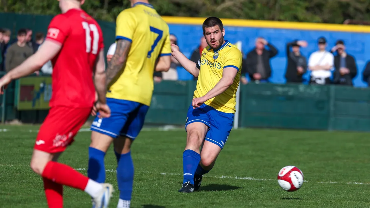 Report: Warrington Town 2-3 Workington