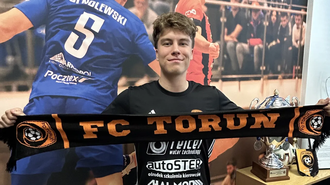 19-letni bramkarz z potencjałem – FC Toruń stawia na młodzież!