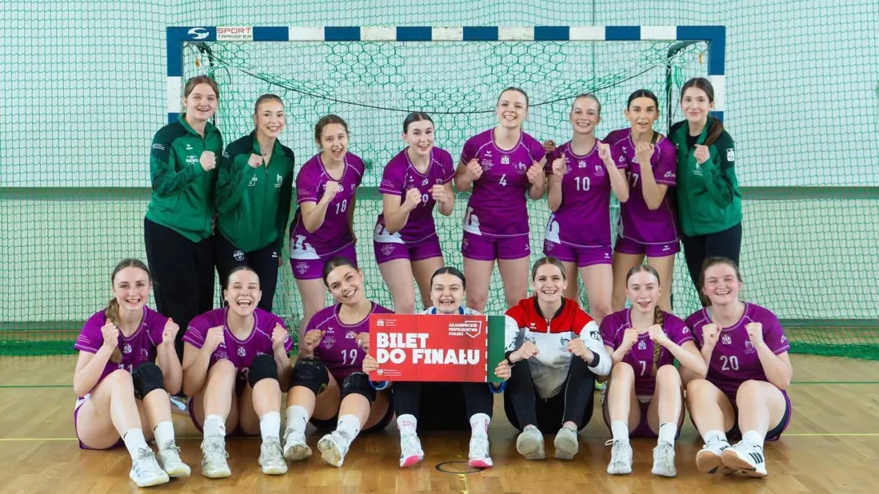 AKADEMICKIE MISTRZYNIE WRACAJĄ DO GRY O ZŁOTO