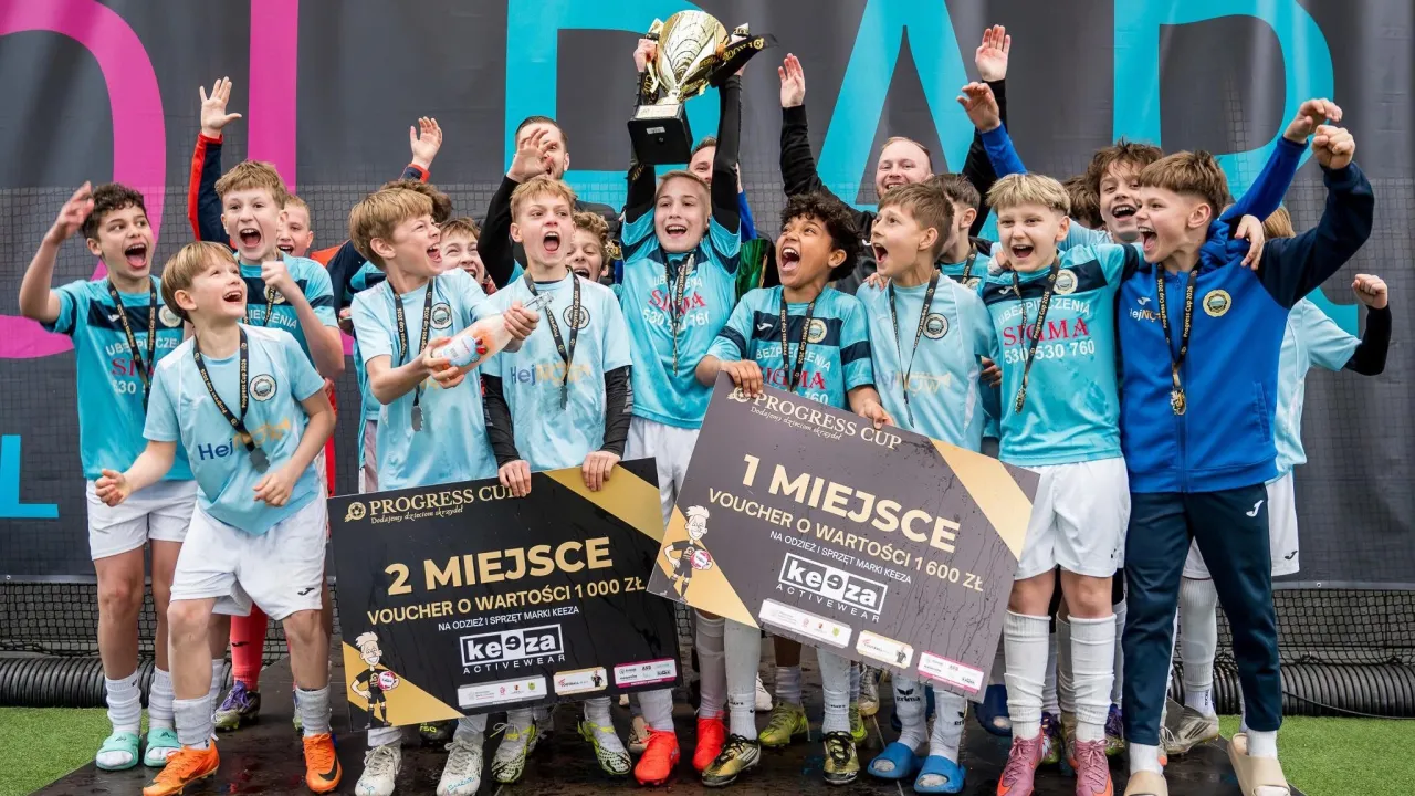 Hutnik Kraków zwycięzcą 52 edycji PROGRESS CUP‼️⚽️🏆