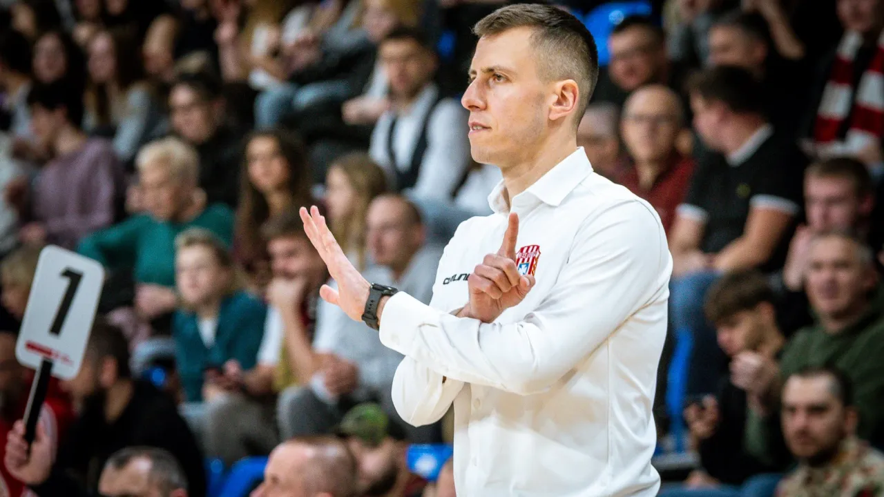 Nadal budujemy naszą tożsamość - wywiad z Trenerem Zapałowskim