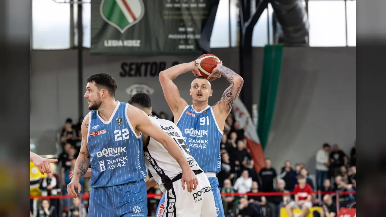 Mimo ogromnej determinacji przegrywamy w Warszawie!