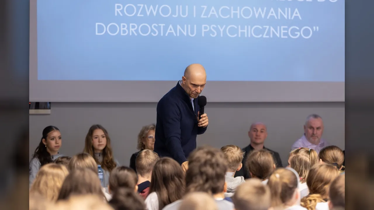 „Budowanie silnego JA – klucz do rozwoju i zachowania dobrostanu psychicznego”,