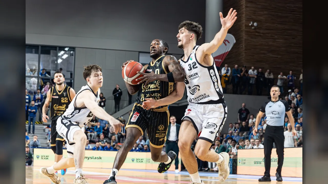 Kolejny przystanek Warszawa!