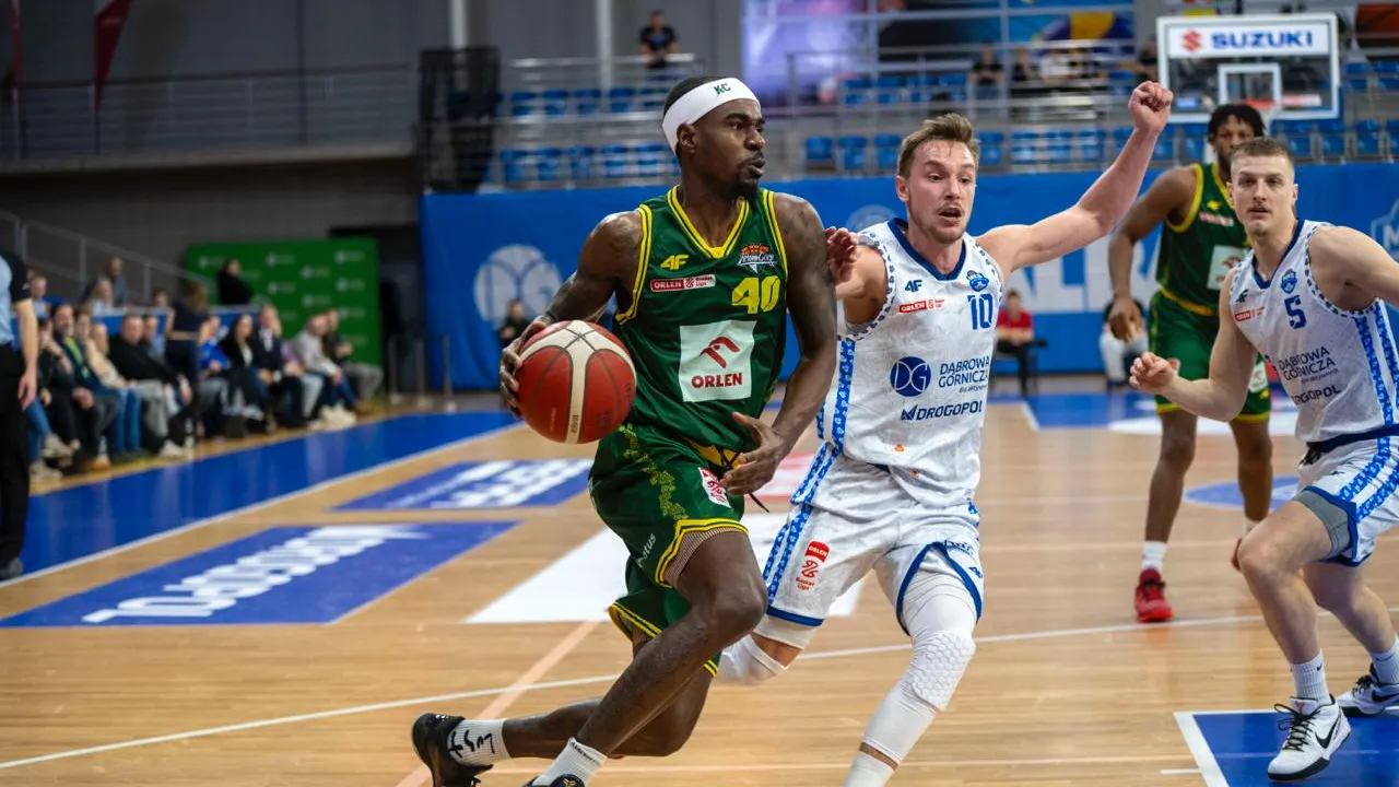 Passa zwycięstw przerwana. Z Dąbrowy Górniczej wracamy na tarczy [POMECZOWY]