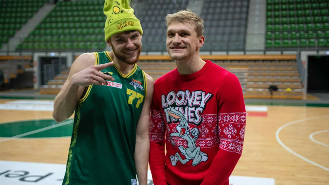 Wesołych Świąt Zastalowcy!