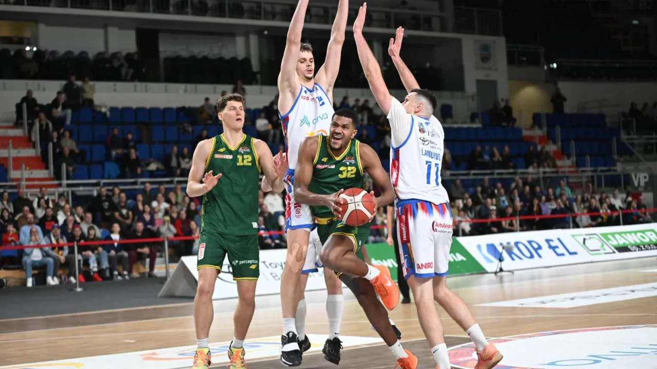 Nie tak miał wyglądać ten mecz, przegrywamy w Toruniu...