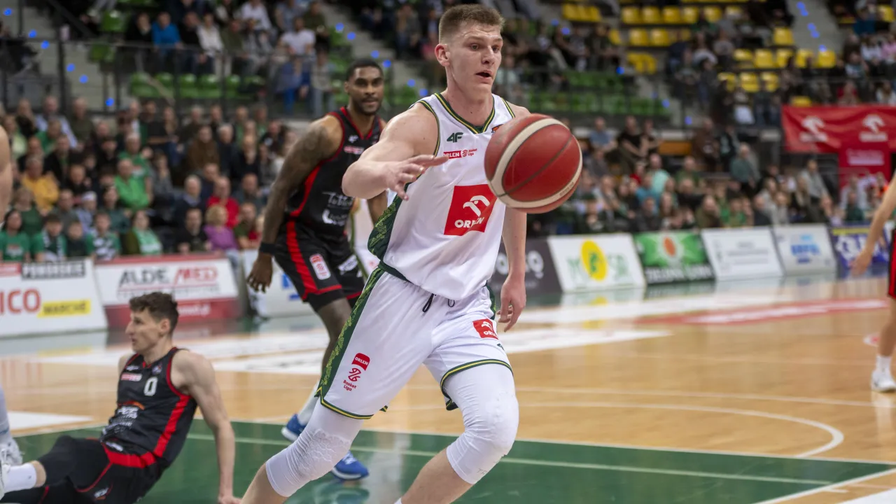 Kuba Szumert w najlepszej piątce 23. kolejki OBL!