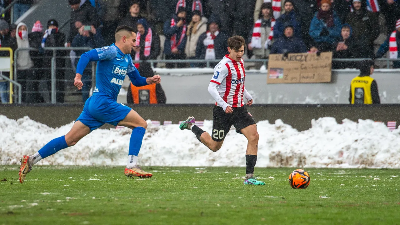 Trener rywali - Janusz Niedźwiedź