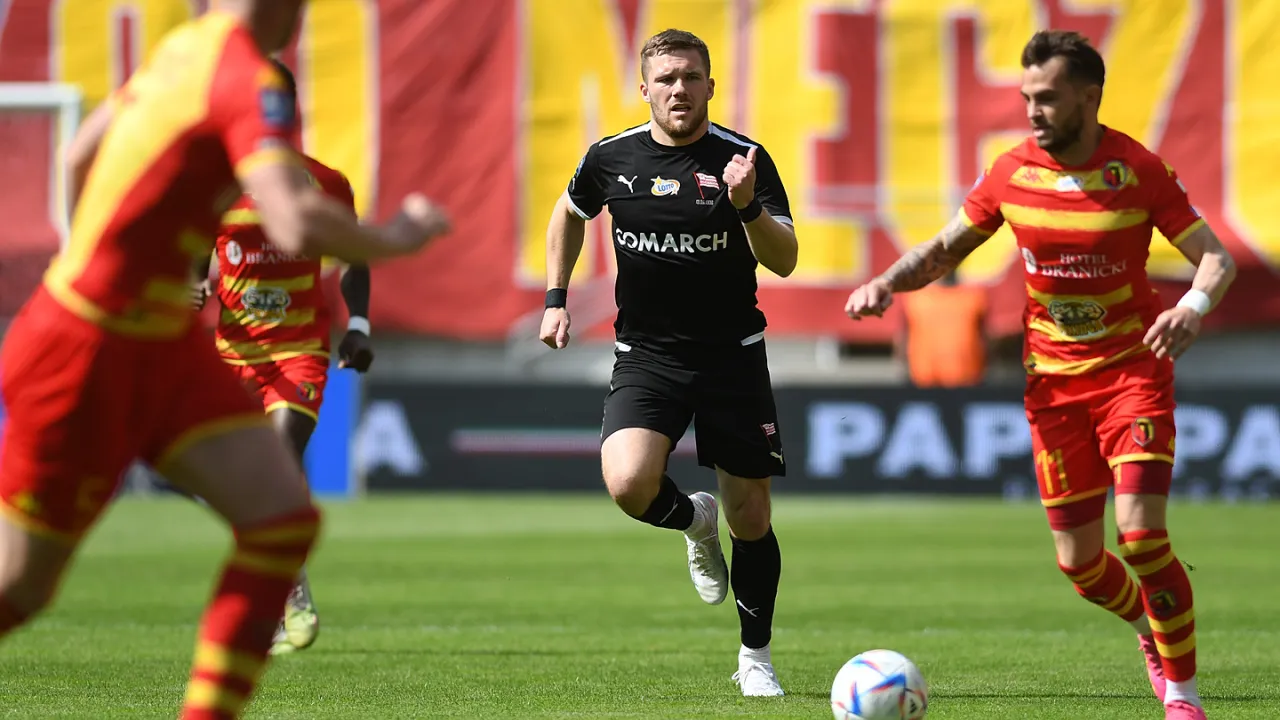 Trener rywali - Adrian Siemieniec