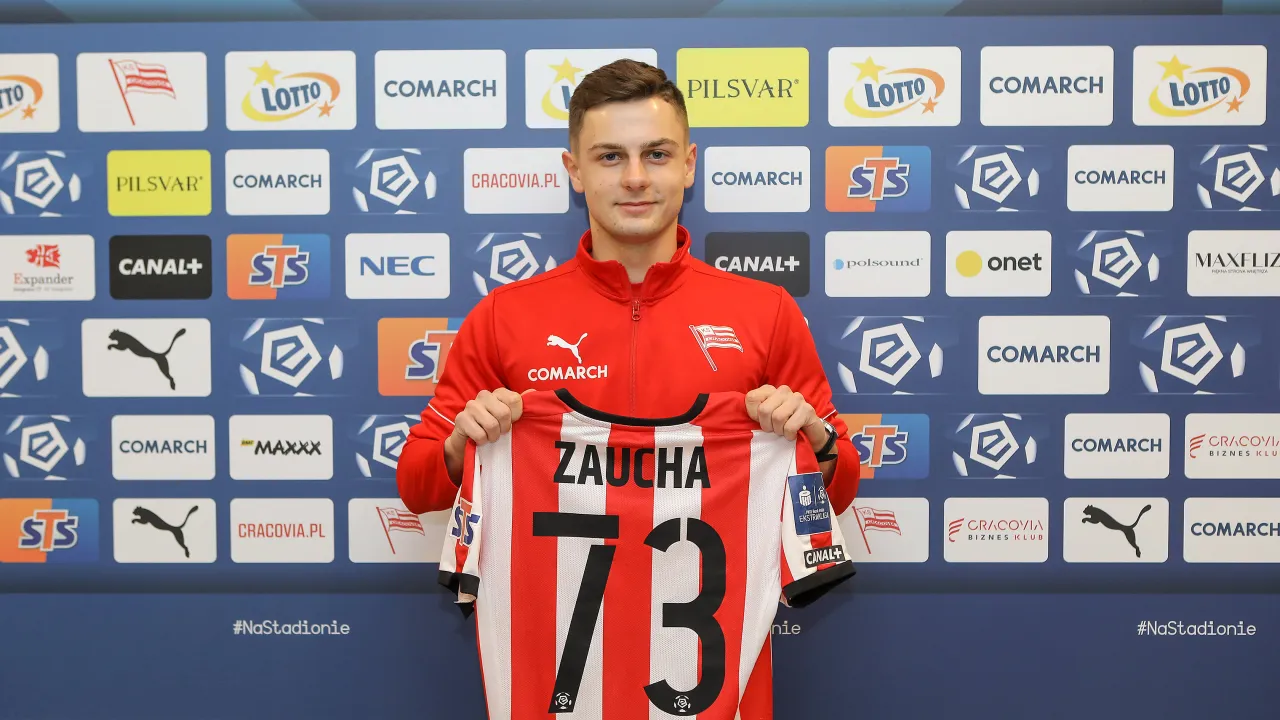 Patryk Zaucha na dłużej w Pasach!