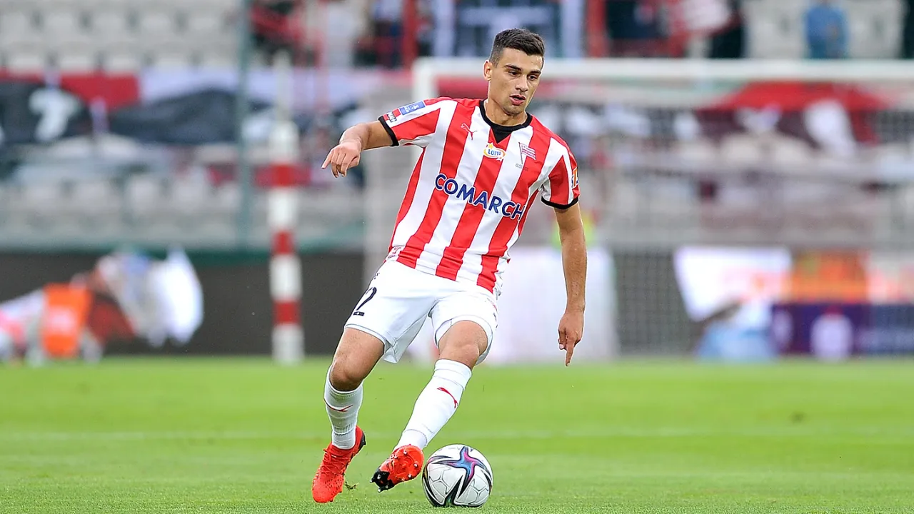 Mecz Floriana Loshaja w reprezentacji Kosowa