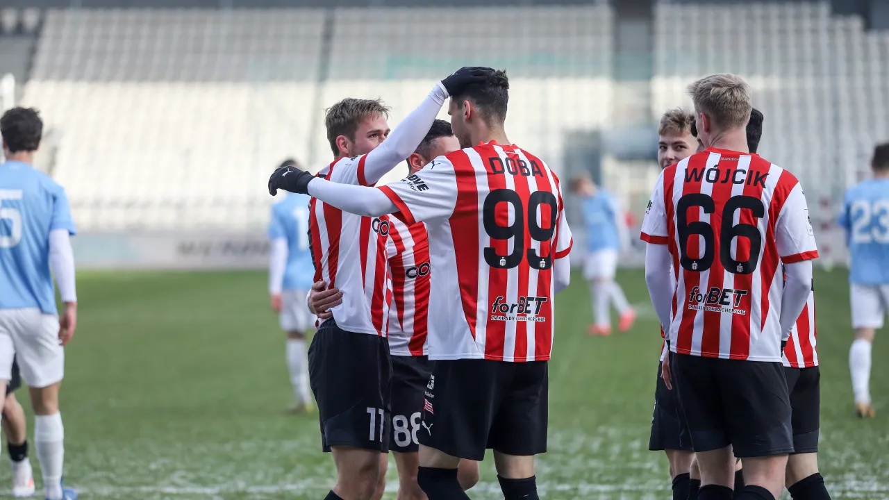 Premierowy gol w 2025 roku za nami! Pierwszy zespół lepszy od rezerw w Treningu Noworocznym