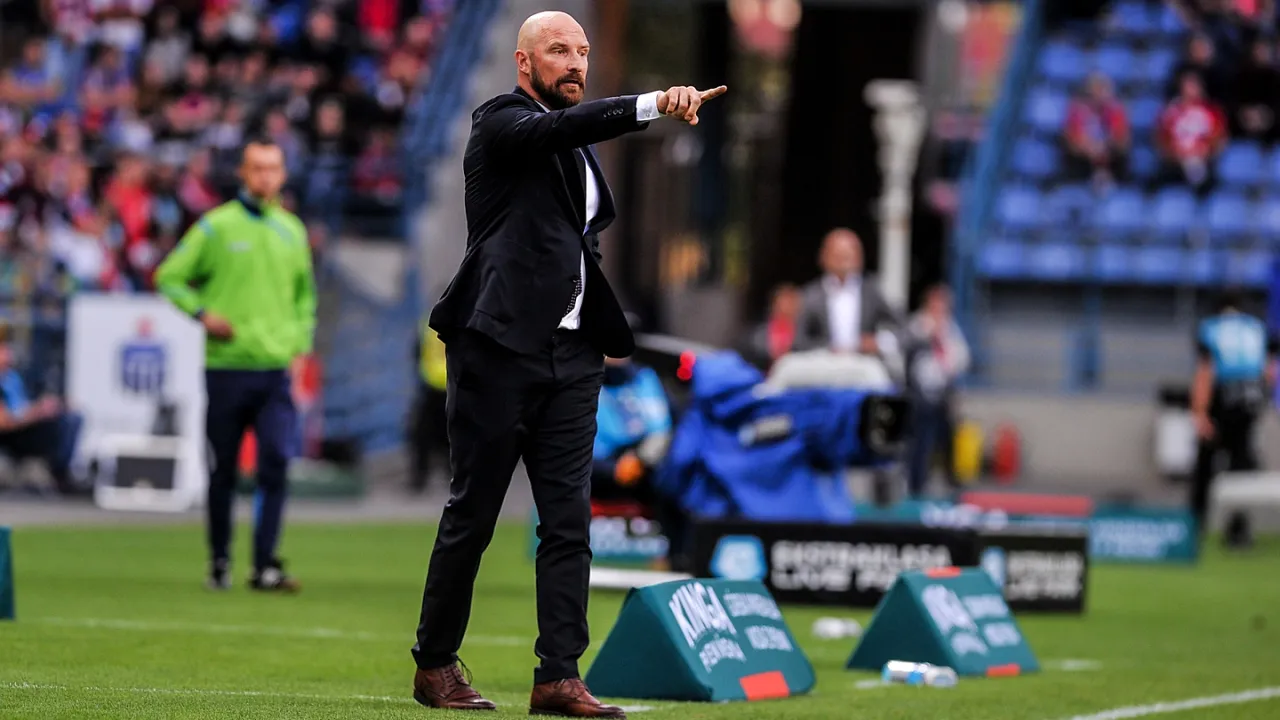 Trener rywali - Maciej Stolarczyk