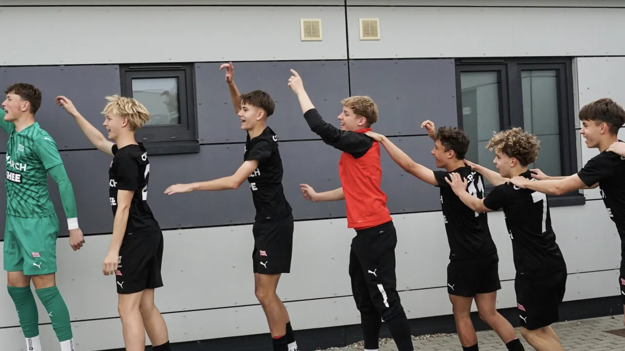 CLJ U-15: Derby dla Pasów!