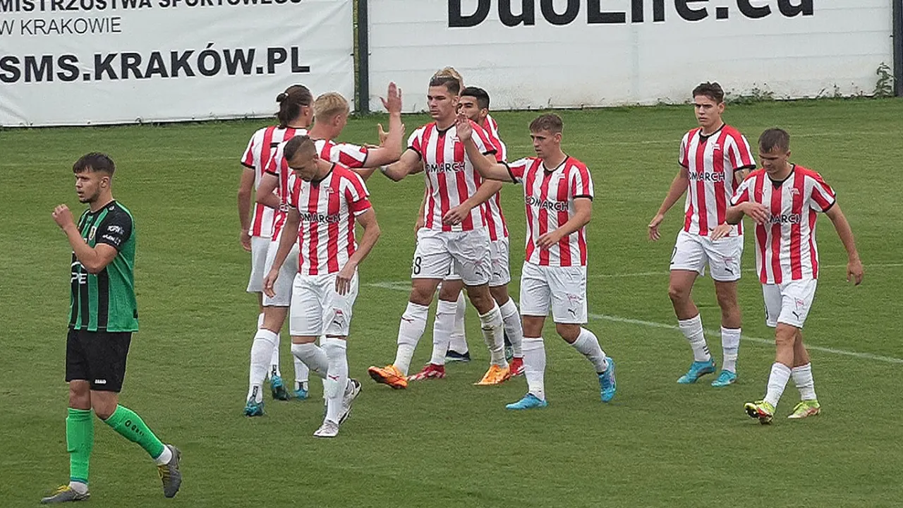 3 Liga, gr. IV: Unia Tarnów - Cracovia II, sobota, godz. 17:00 [ZAPOWIEDŹ]