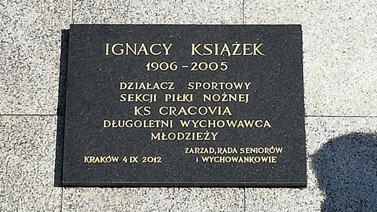 Odsłonięto tablicę pamiątkową Ignacego Książka