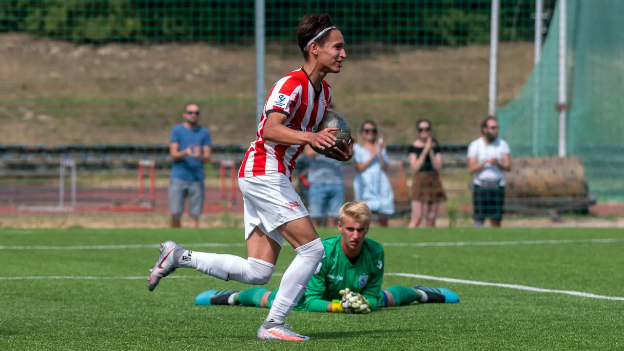 Centralna Liga Juniorów U-18: Legia Warszawa - Cracovia, godz. 11:00