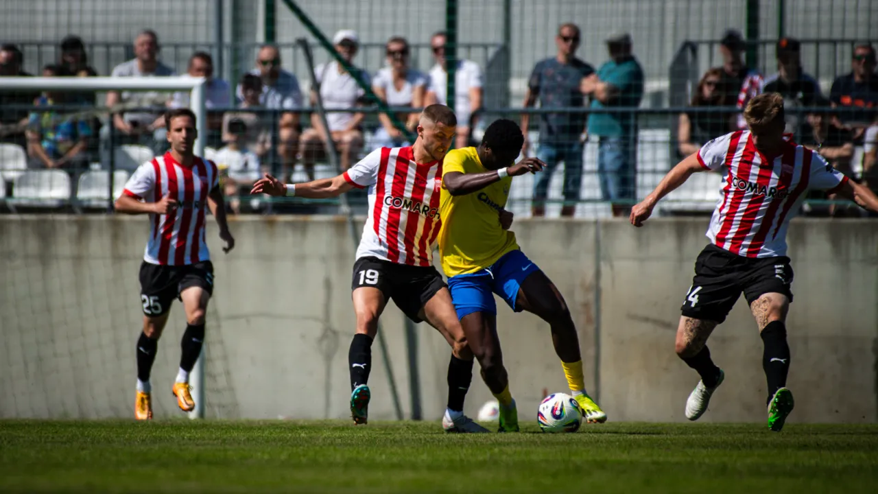 Remis w pierwszym letnim sparingu