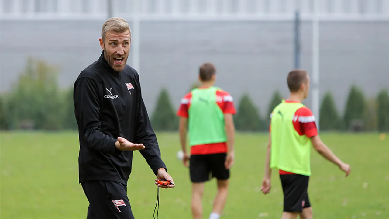 Jakub Dziółka nowym członkiem sztabu szkoleniowego I zespołu Pasów