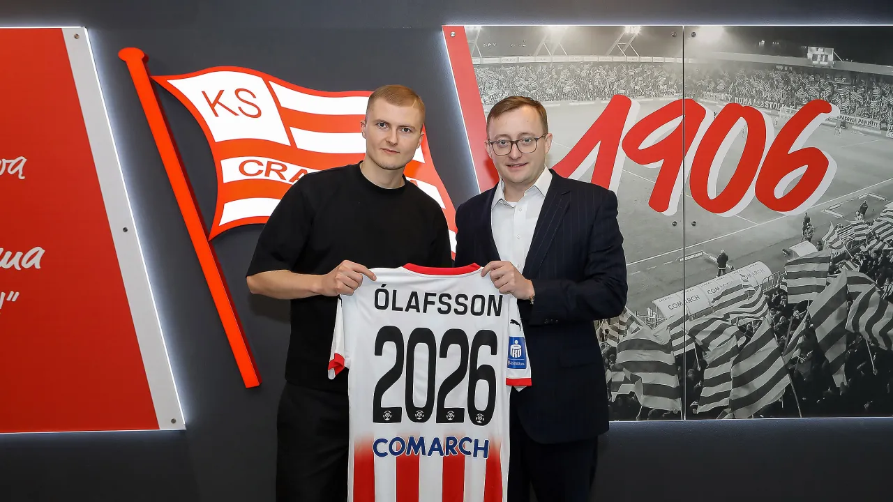 Davíð Kristján Ólafsson piłkarzem Pasów!
