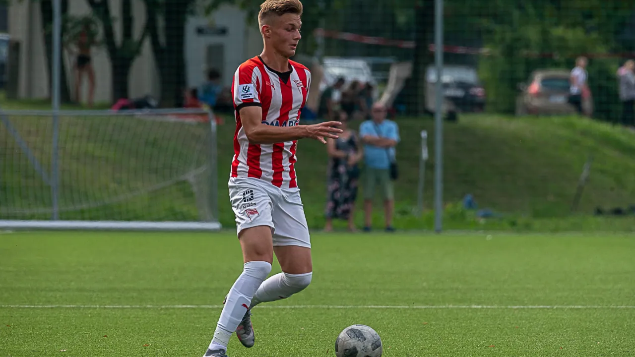 Centralna Liga Juniorów U-17:  Pasy zwyciężają w Mielcu