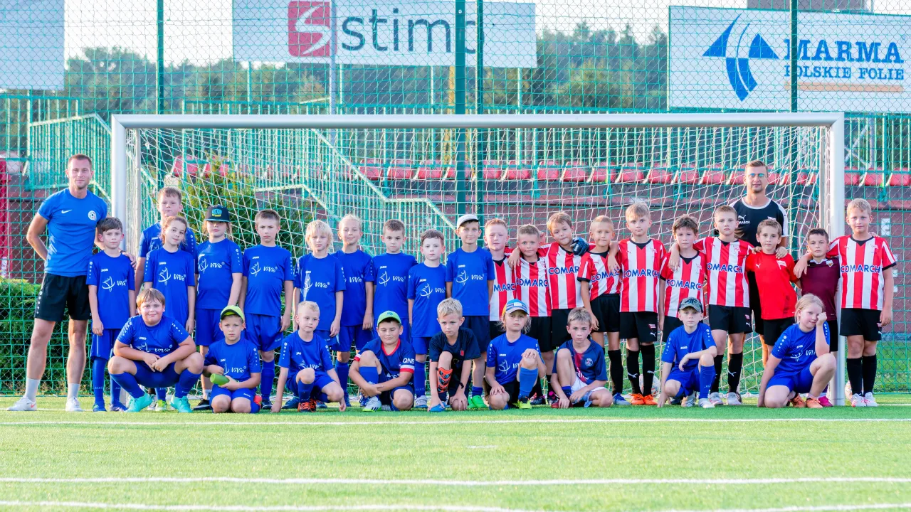 Zespoły U-9 i U-10 na obozie w Krośnie