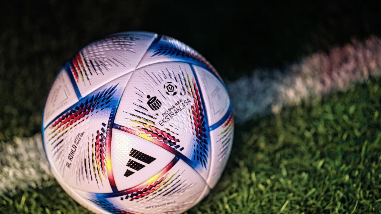 Trener rywali - Janusz Niedźwiedź