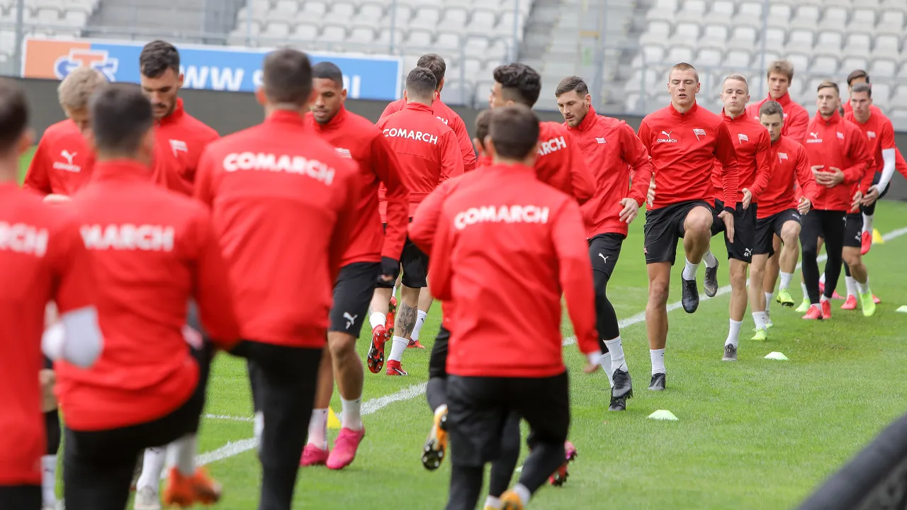 Pasy trenują #NaStadionie przed meczem z Jagiellonią [FOTO]