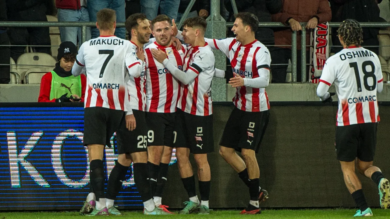 PKO BP Ekstraklasa: Zwycięstwo na koniec roku