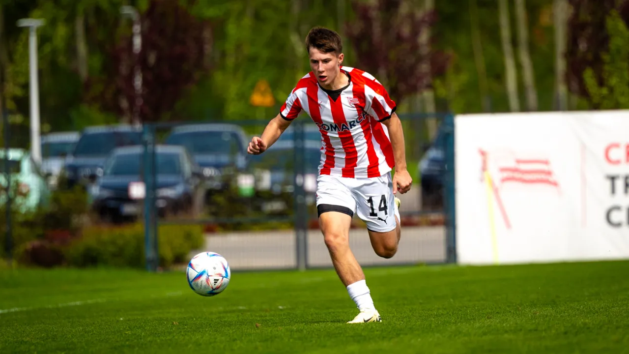 U-17: Walka do końca i porażka z liderem