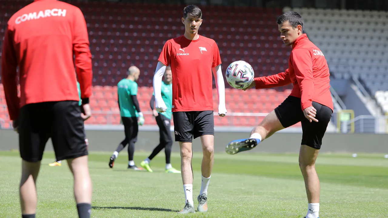 Czwartkowy trening Pasów #NaStadionie [FOTO]