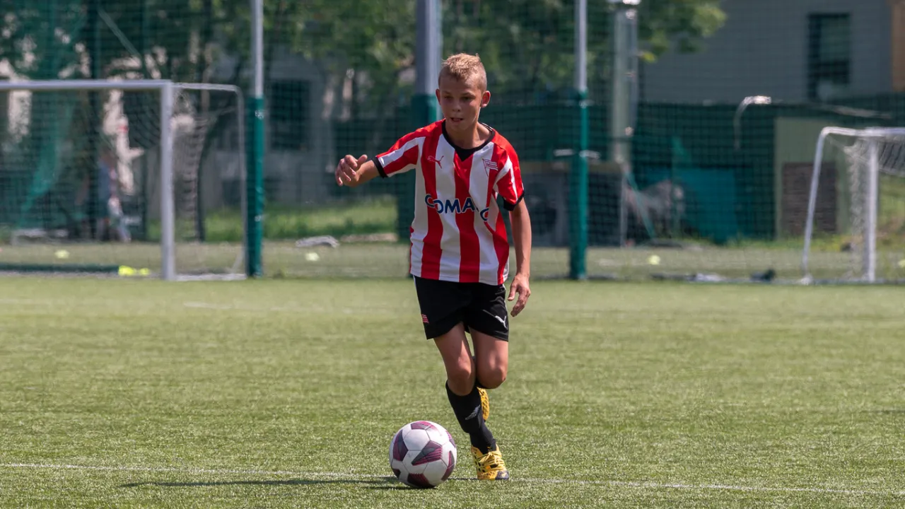 Młodzi Przebojem Wolbrom zbyt silni dla trampkarzy Pasów