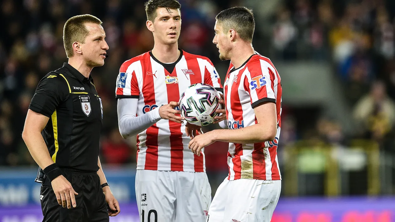 PKO BP Ekstraklasa: Bartosz Frankowski poprowadzi mecz w Białymstoku