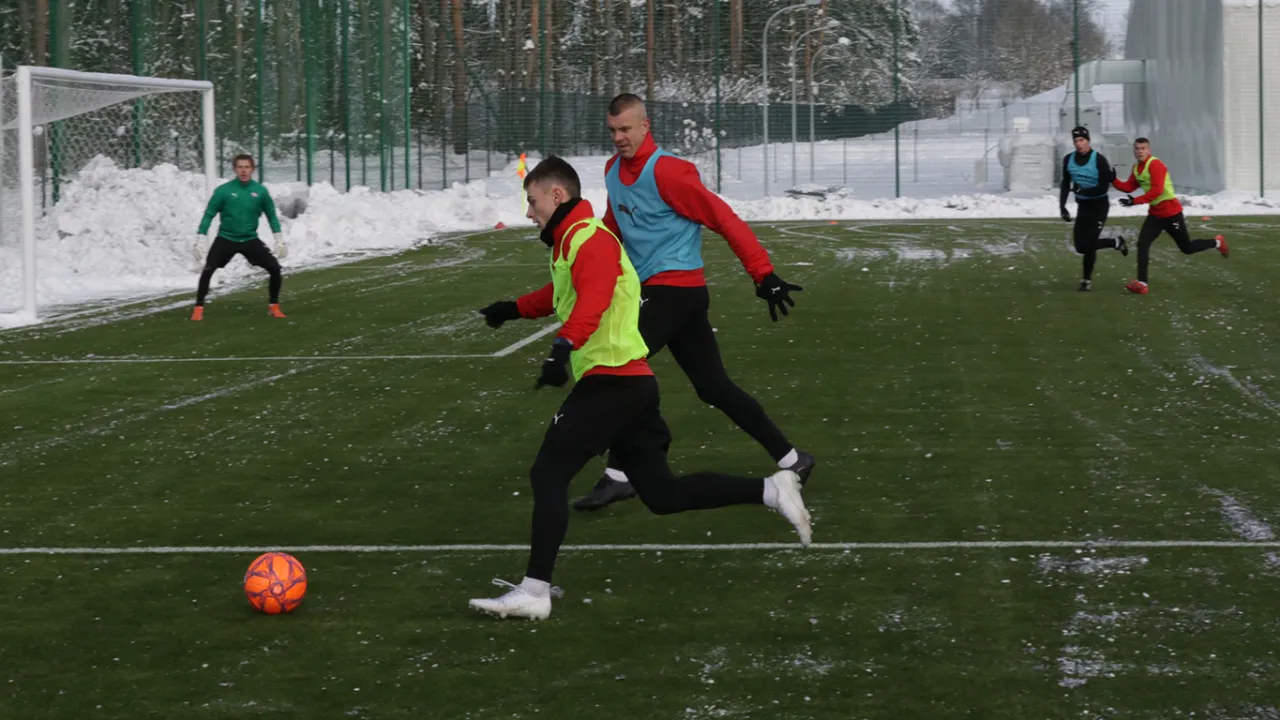 Sparing: Bruk-Bet Termalica Nieciecza - Cracovia, godz. 13:00