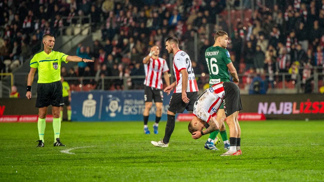 Trener rywali - Jacek Magiera