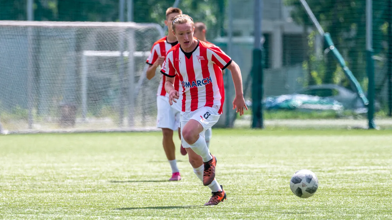 Centralna Liga Juniorów U-17:  Pasy zwyciężają w Krośnie