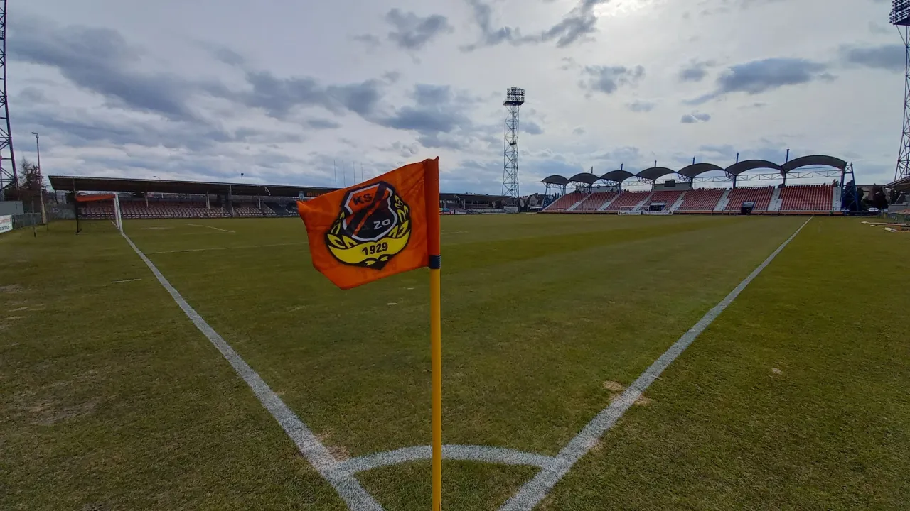 III liga, gr. IV: KSZO 1929 Ostrowiec Świętokrzyski - Cracovia II [RELACJA LIVE]