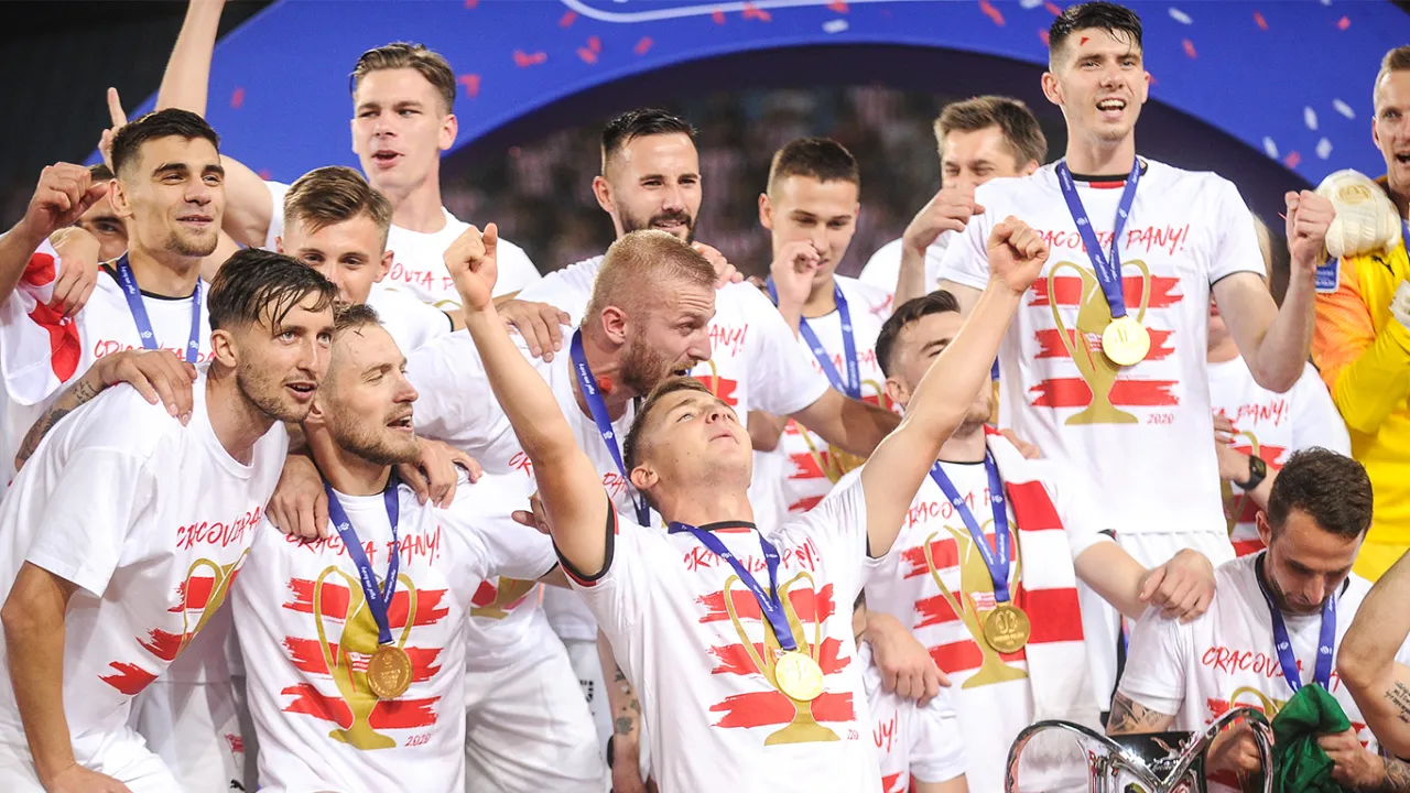 Pucharowe koszulki już dostępne w Oficjalnym Sklepie Cracovii online!