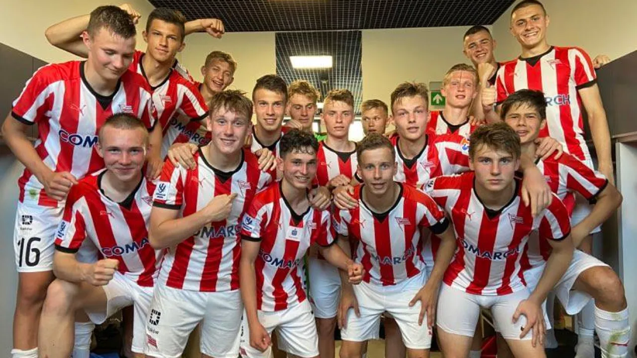 Centralna Liga Juniorów U-17: Okazała wygrana i powrót na fotel lidera!
