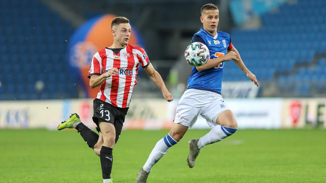 PKO BP Ekstraklasa: Mecz Pasów w Poznaniu w piątek, 6 sierpnia