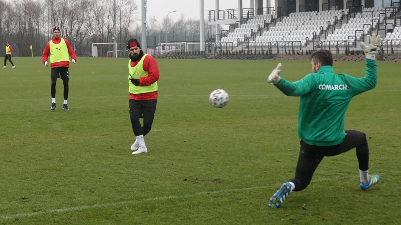 Sparing: Cracovia - Puszcza Niepołomice, godz. 17:00