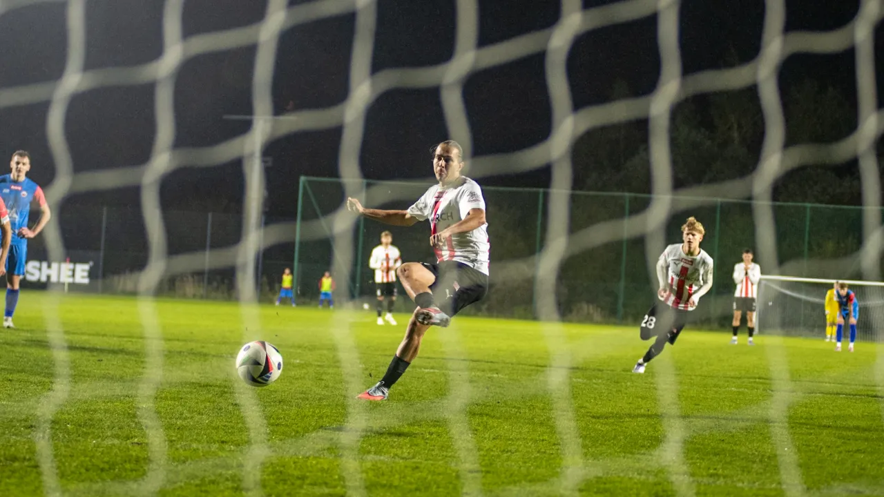 Pewny karny i 3 punkty - Cracovia II pokonuje Spartę